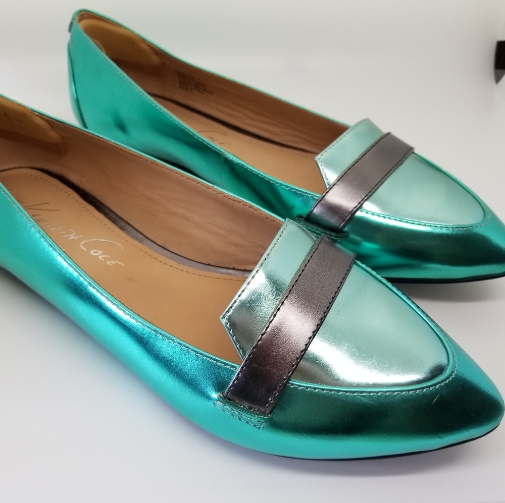 Kenneth Cole "Last Chance" Teal Flats - Size 7M